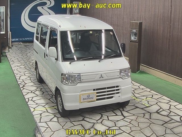 83 Mitsubishi Minicab van U62V 2012 г. (BAYAUC)